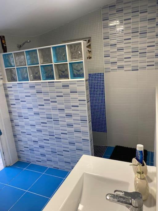 Apartment Encantador Y Acogedor Con Piscina Monserrat